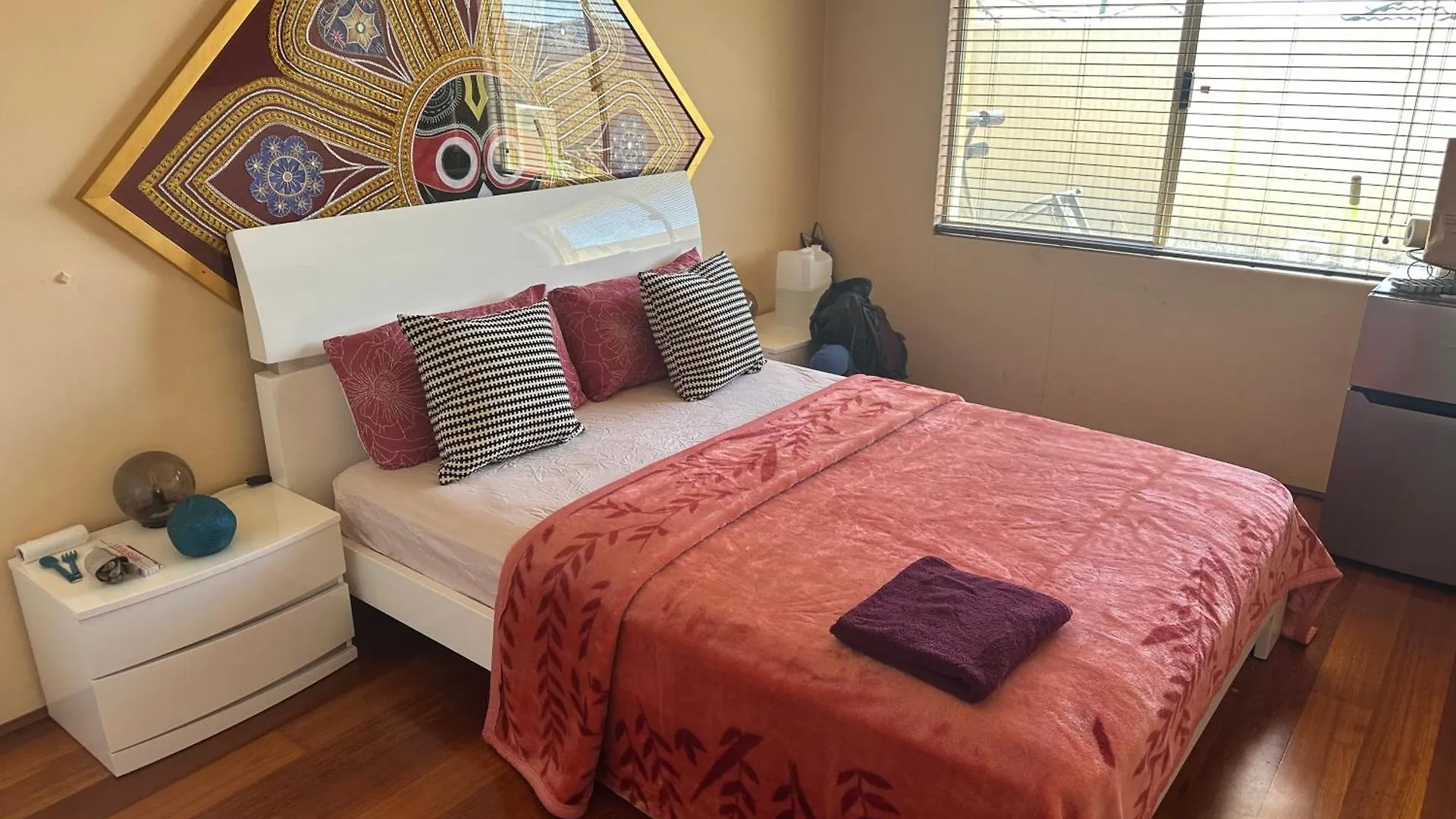 Проживание в семье Radhe Room Перт